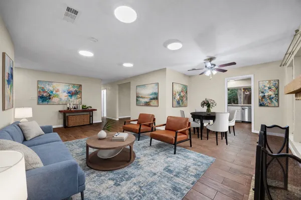 $459,950 | 9215 Hunters Trace East, Austin, TX 78758