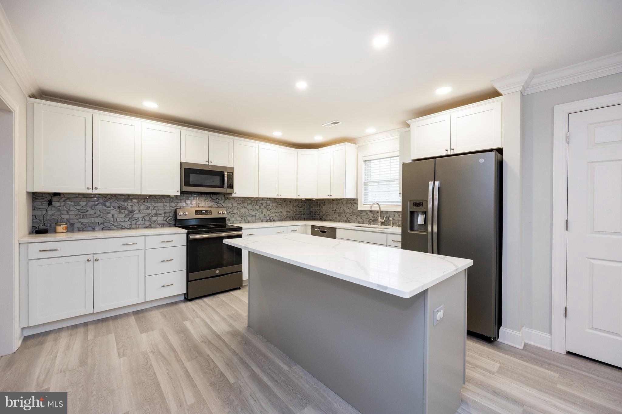 2829 Sandpiper Road Audubon, PA 19403 - Photo 8 of 34