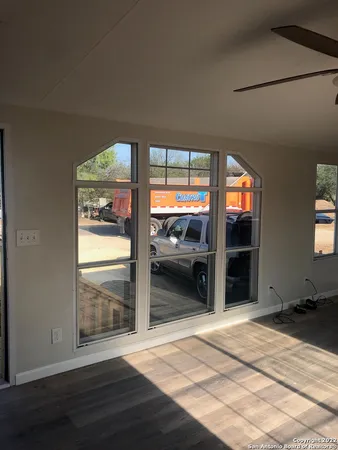 $1,195 | 1914 14th Street, Unit 14, Hondo, TX 78861