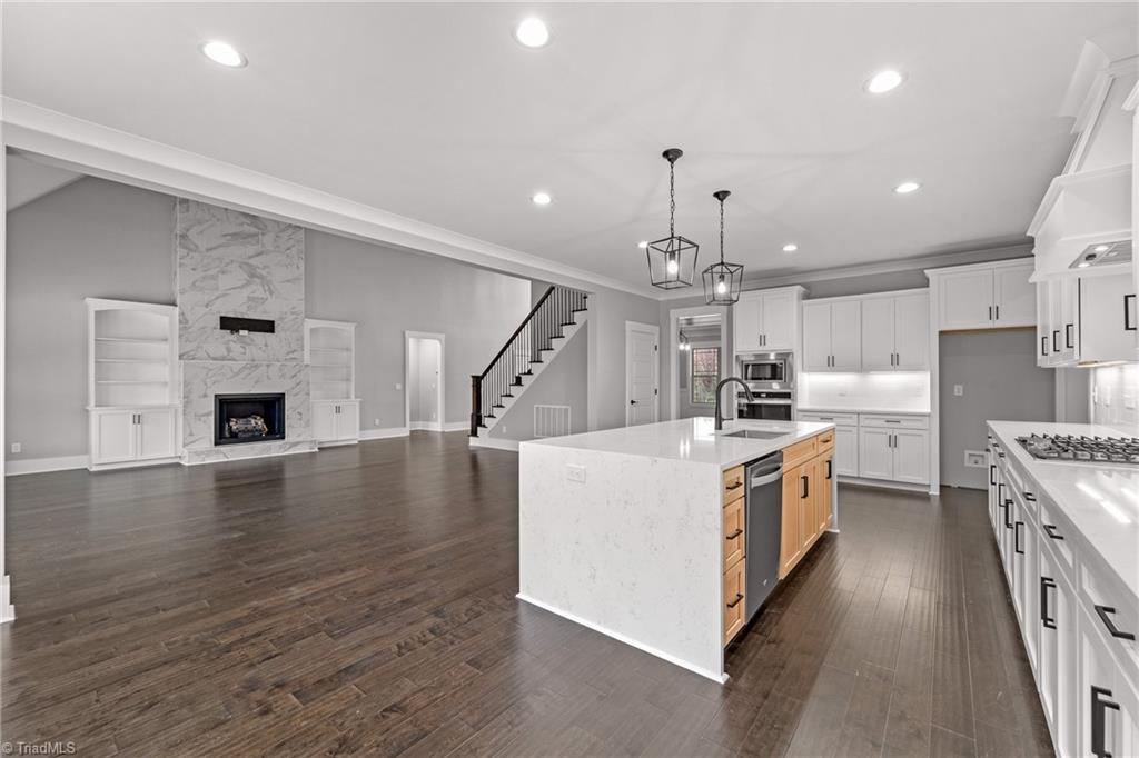8592 San Marino Court Oak Ridge, NC 27310 - Photo 15 of 49 Gallery Image 15