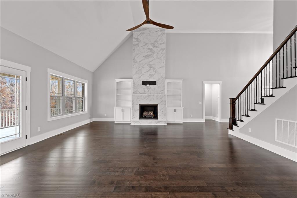 8592 San Marino Court Oak Ridge, NC 27310 - Photo 8 of 49 Gallery Image 8