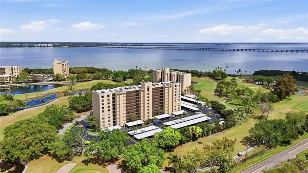 $144,700 | 2621 Cove Cay Drive, Unit 805, Clearwater, FL 33760