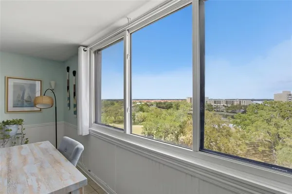 $144,700 | 2621 Cove Cay Drive, Unit 805, Clearwater, FL 33760