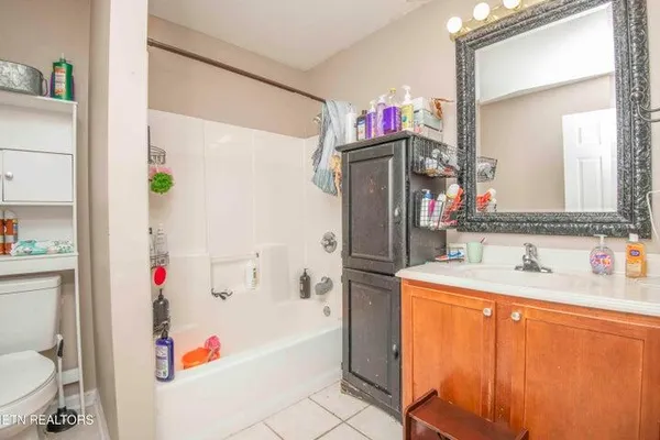 $285,000 | 131 Newport Way, Kingston, TN 37763