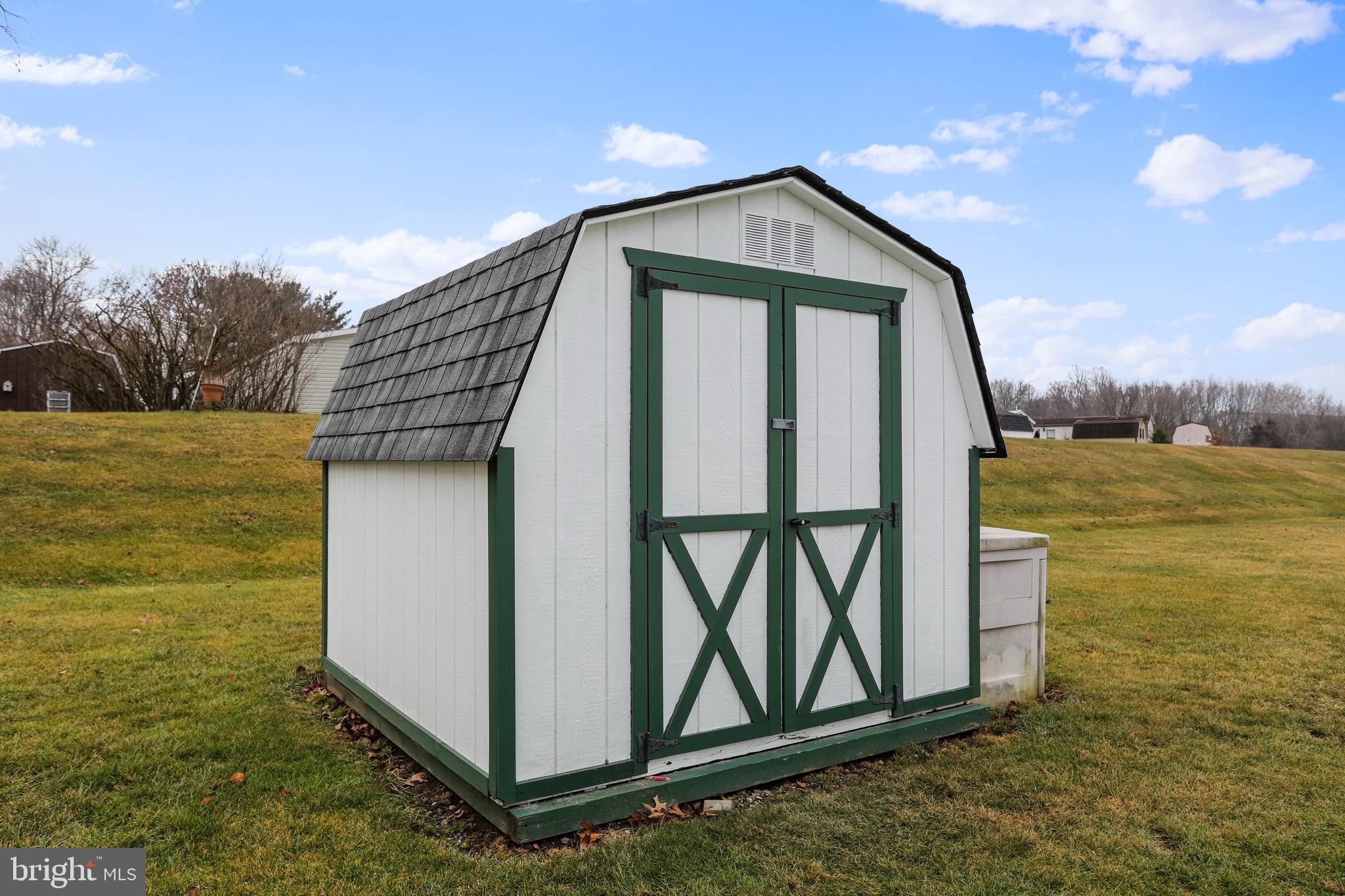 16913 Alcott Road Hagerstown, MD 21740 - Photo 8 of 31 Shed is included.