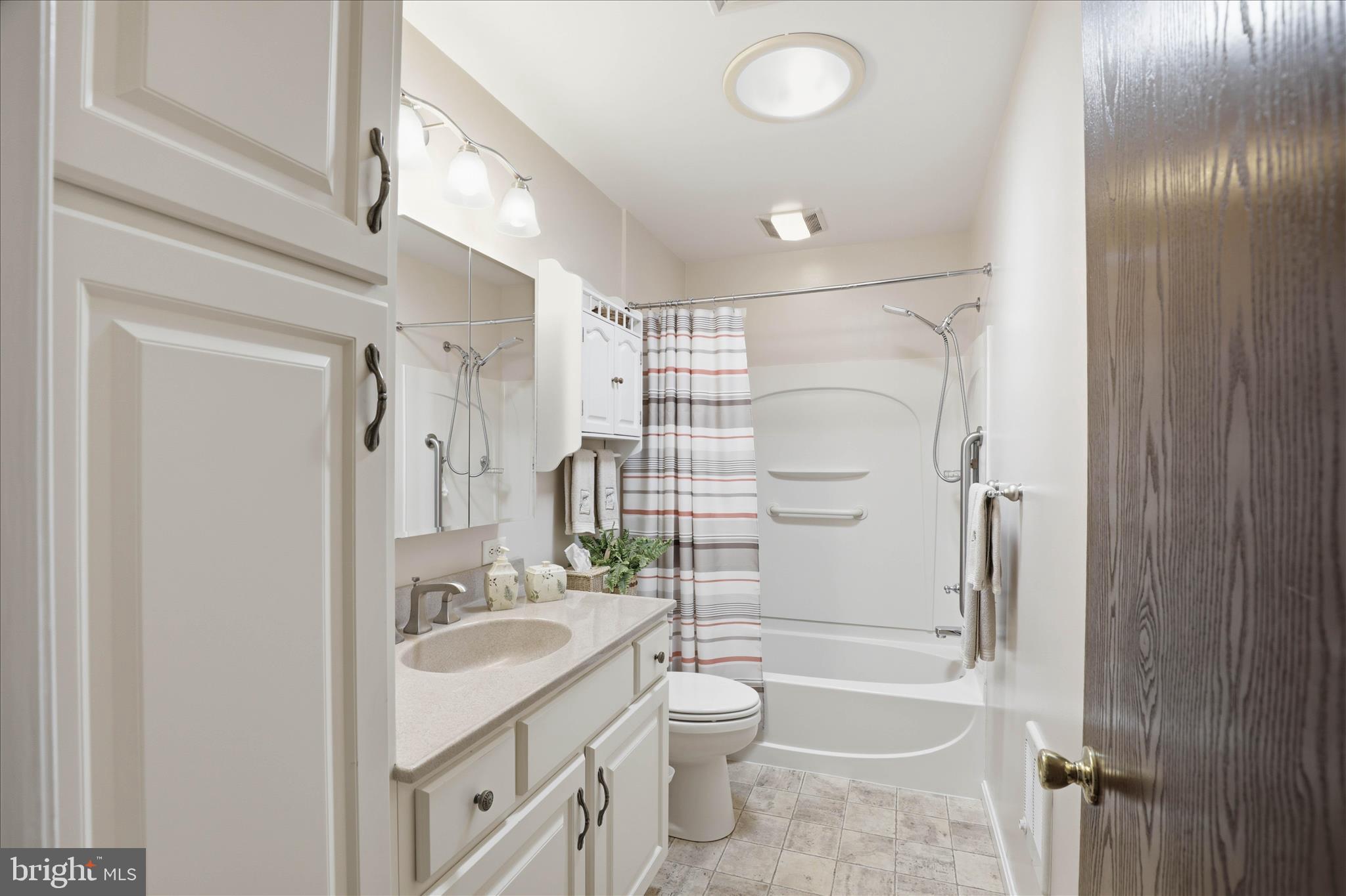 3481 Mount Joy Road Mount Joy, PA 17552 - Photo 29 of 80 Hallway bathroom