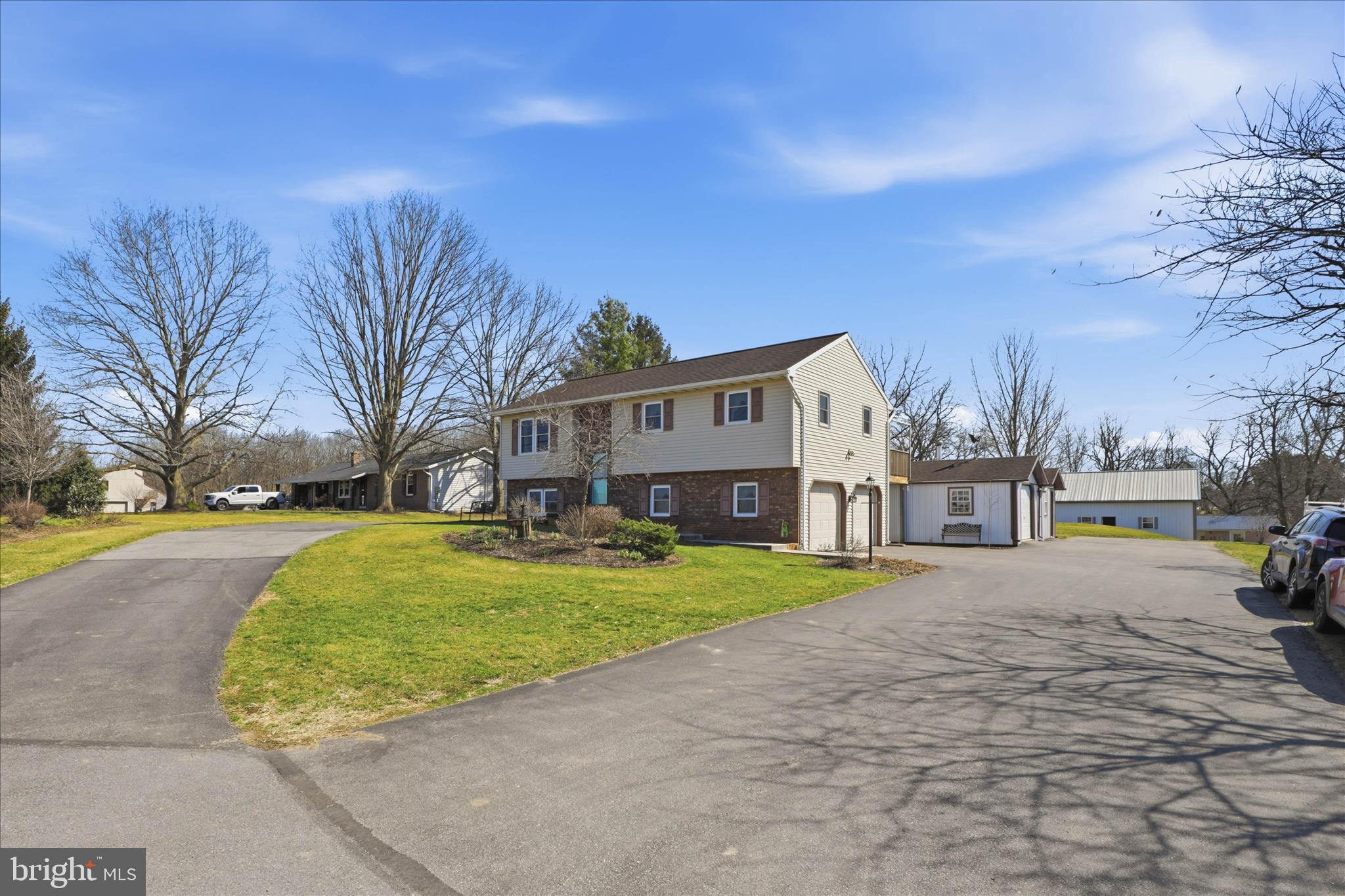 3481 Mount Joy Road Mount Joy, PA 17552 - Photo 3 of 80