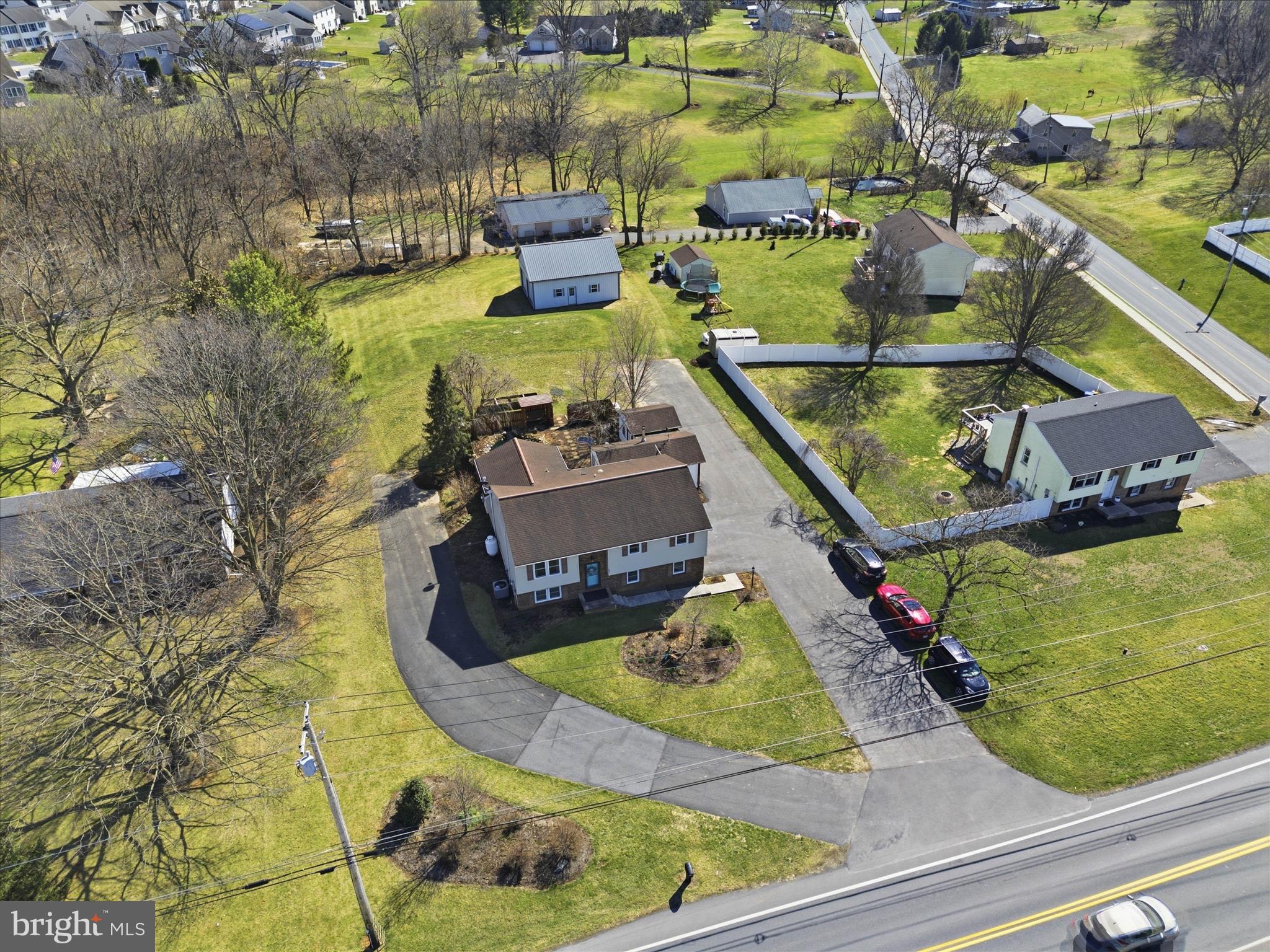 3481 Mount Joy Road Mount Joy, PA 17552 - Photo 9 of 80