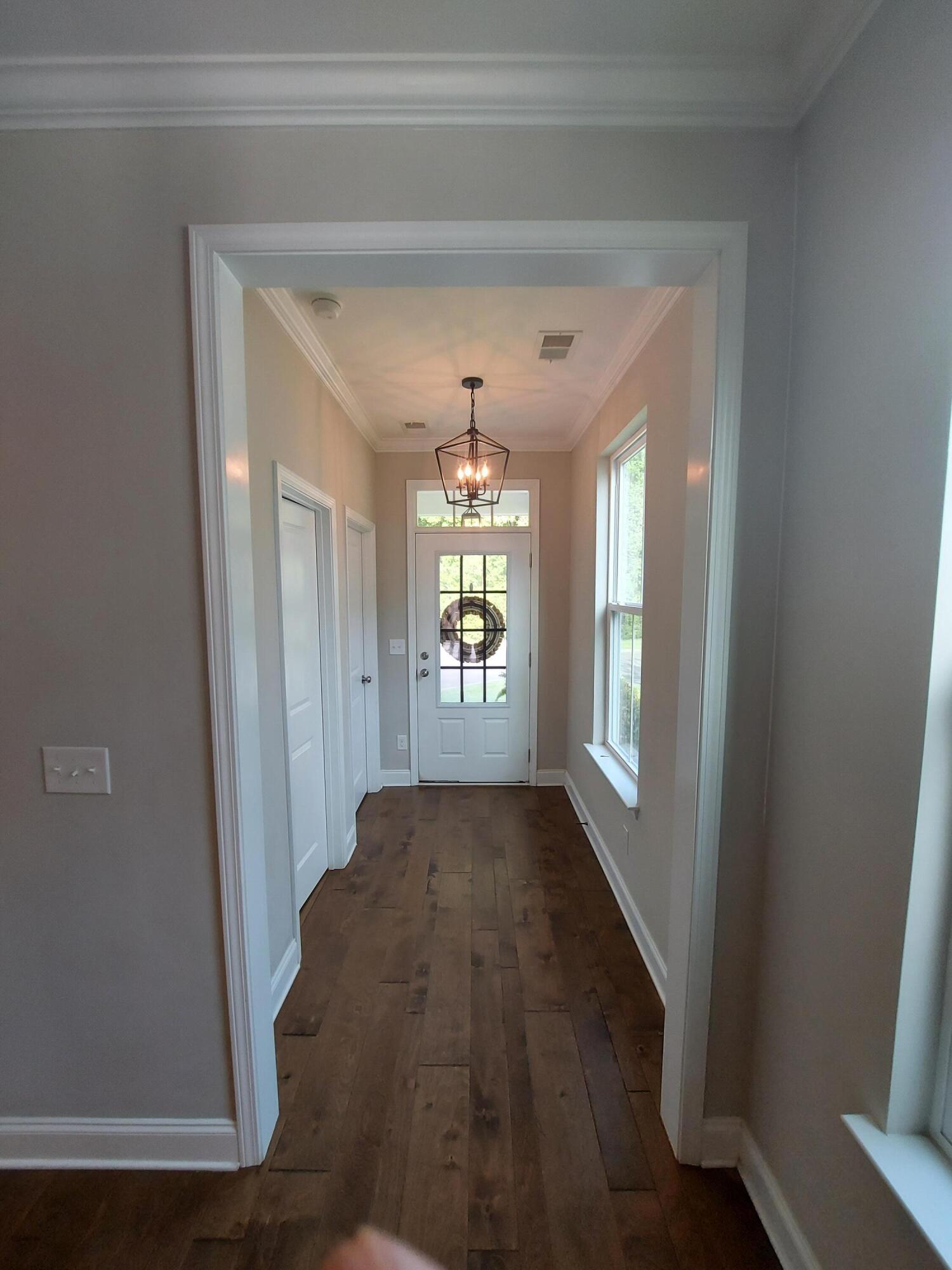 850 Rue Drive Charleston, SC 29414 - Photo 18 of 48 20220810_181850