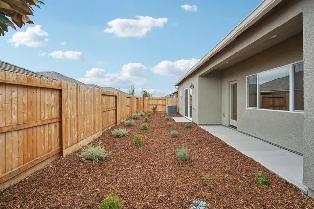 $599,853 | 1125 Nicklaus Road, Galt, CA 95632