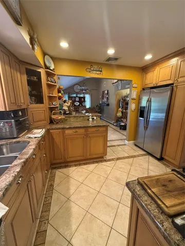 $799,999 | 6 Lee Place, Old Bethpage, NY 11804