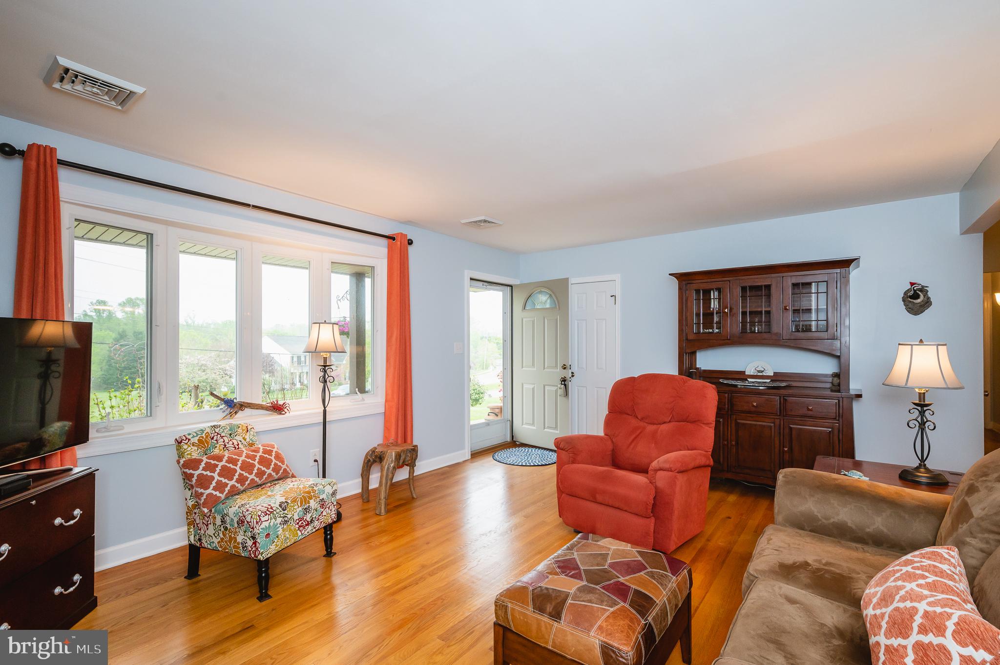 4915 Forge Road Perry Hall, MD 21128 - Photo 8 of 35 Living Room
