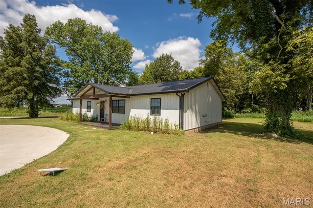 $210,000 | 408 South Lyons Avenue, Naylor, MO 63953