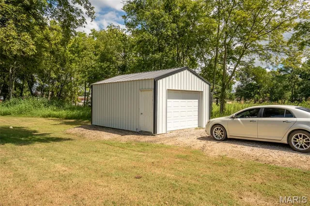 $210,000 | 408 South Lyons Avenue, Naylor, MO 63953