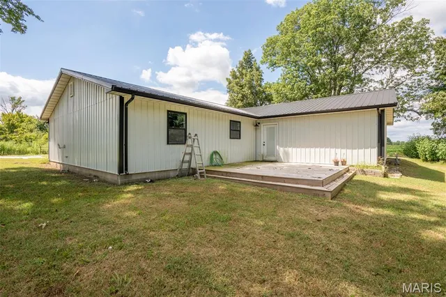 $210,000 | 408 South Lyons Avenue, Naylor, MO 63953
