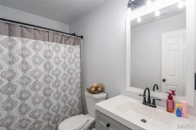 $210,000 | 408 South Lyons Avenue, Naylor, MO 63953