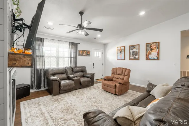 $210,000 | 408 South Lyons Avenue, Naylor, MO 63953