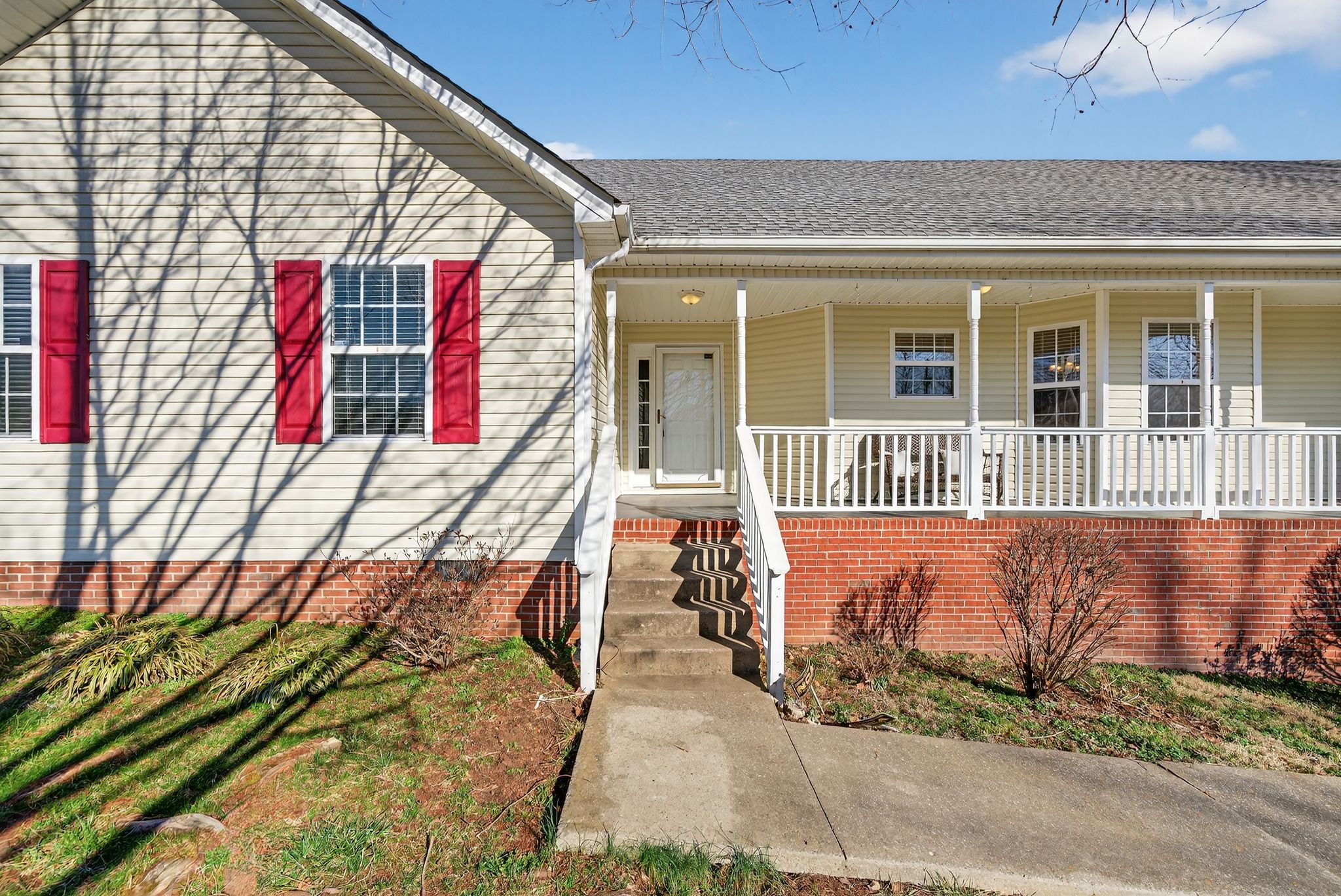 833 Blakemore Road Dickson, TN 37055 - Photo 2 of 47 a front view of a house