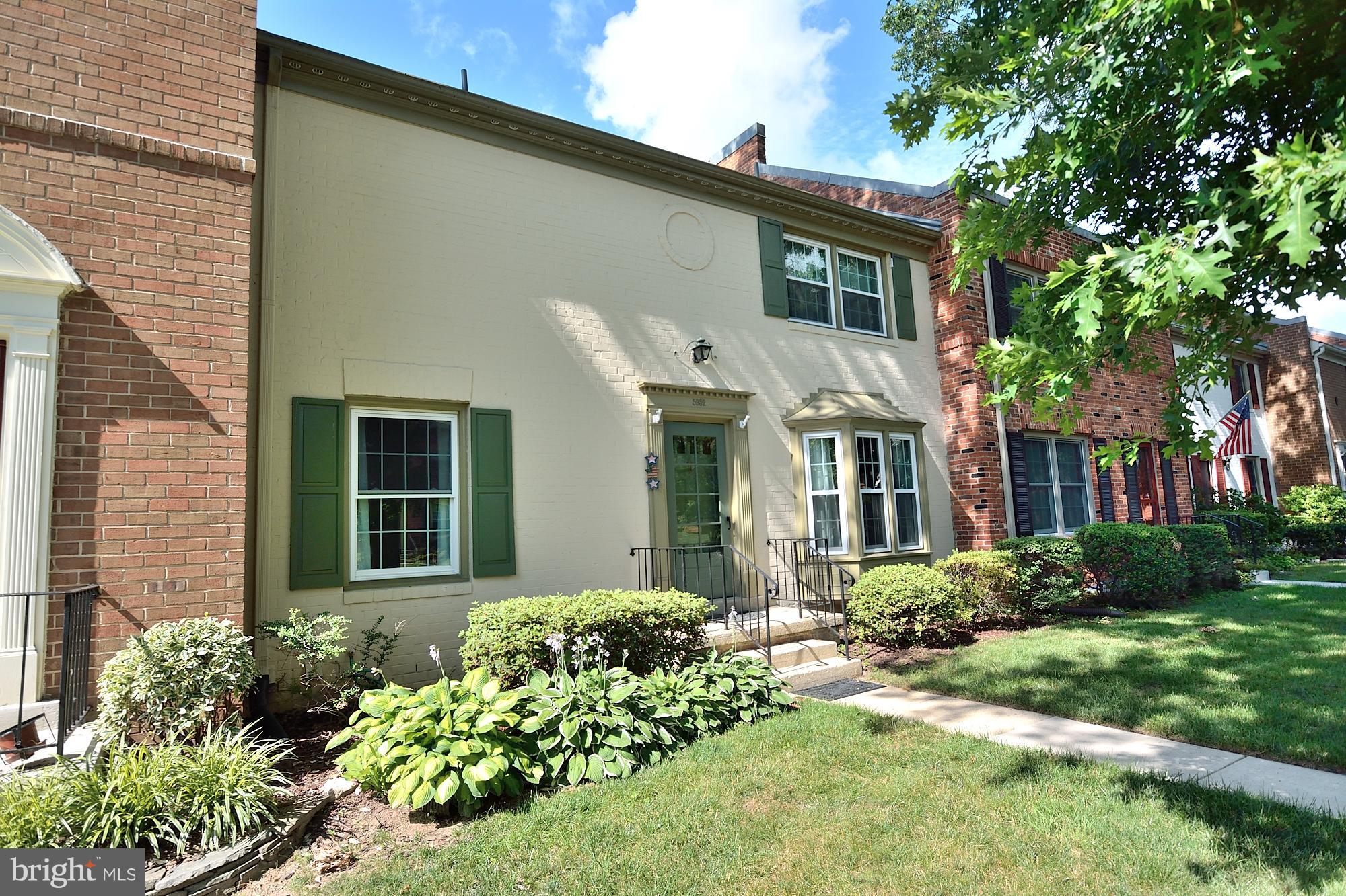 5952 Seabright Road Springfield, VA 22152 - Photo 1 of 30 Exterior (Front)