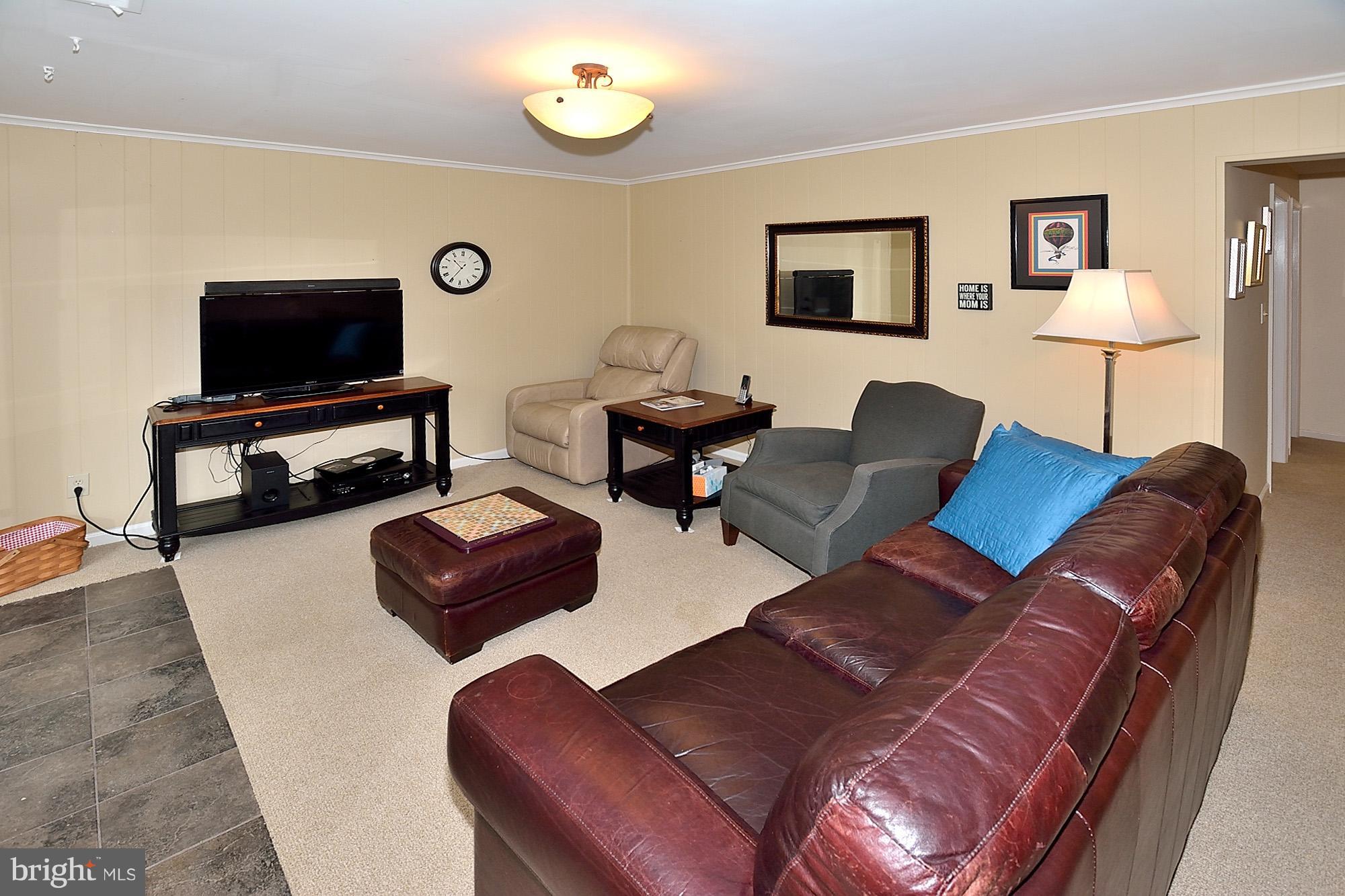 5952 Seabright Road Springfield, VA 22152 - Photo 23 of 30 Family Room