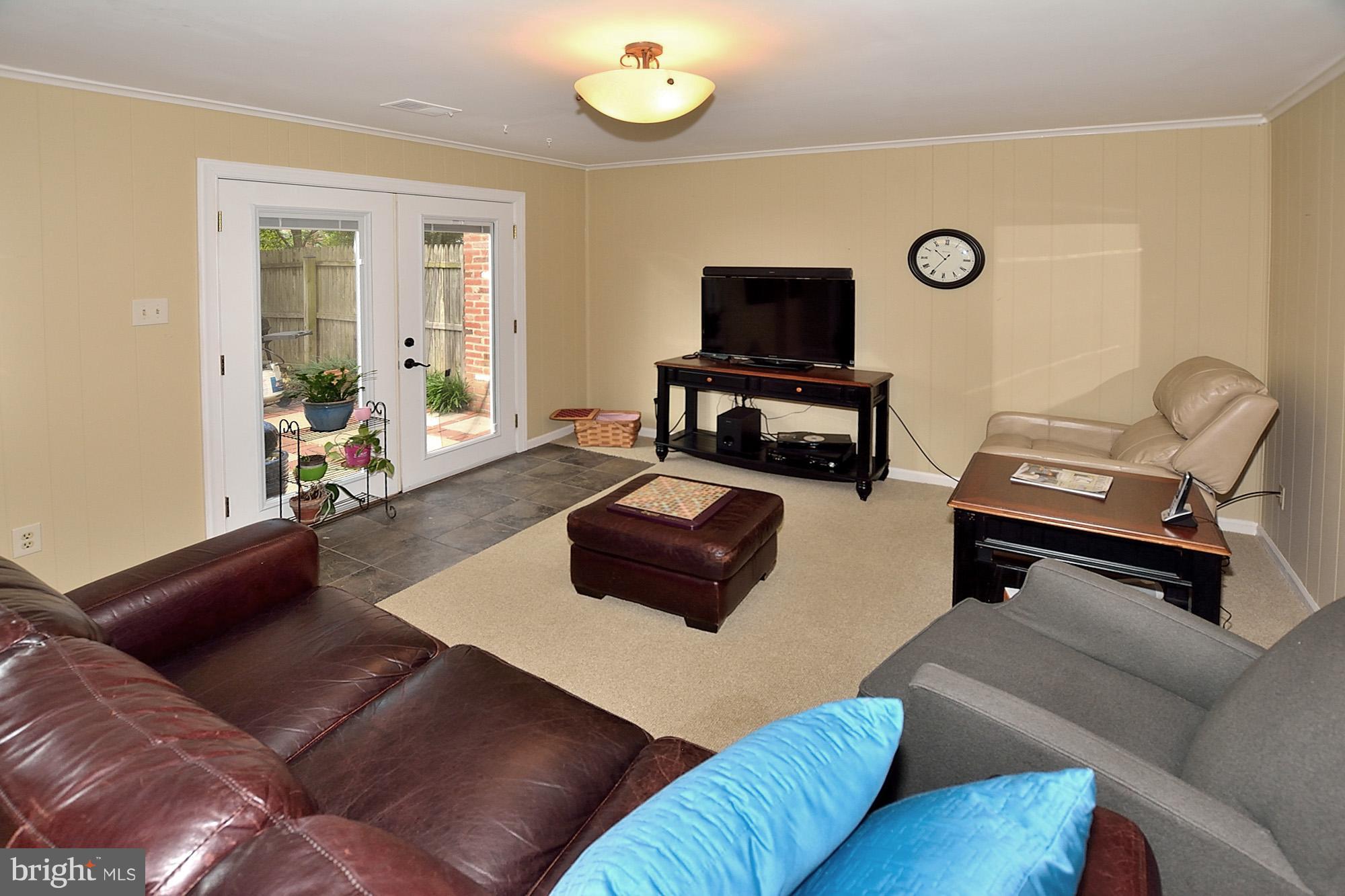 5952 Seabright Road Springfield, VA 22152 - Photo 25 of 30 Family Room