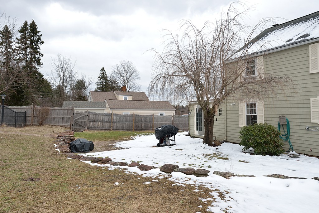 80 Porter Road East Longmeadow, MA 01028 - Photo 23 of 24 Gallery Image 23