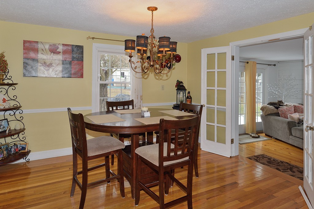 80 Porter Road East Longmeadow, MA 01028 - Photo 5 of 24 Gallery Image 5
