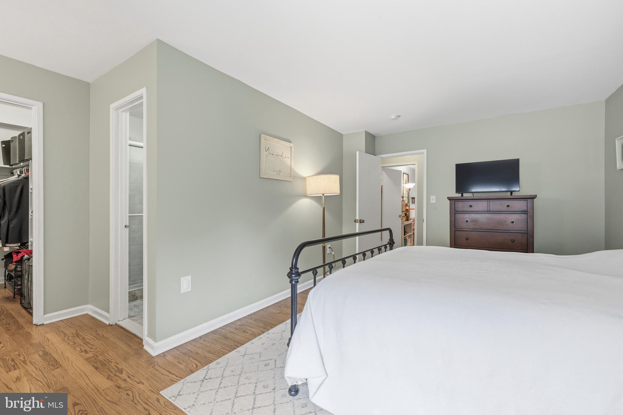 8029 Inverness Ridge Road Potomac, MD 20854 - Photo 28 of 40 Gallery Image 28