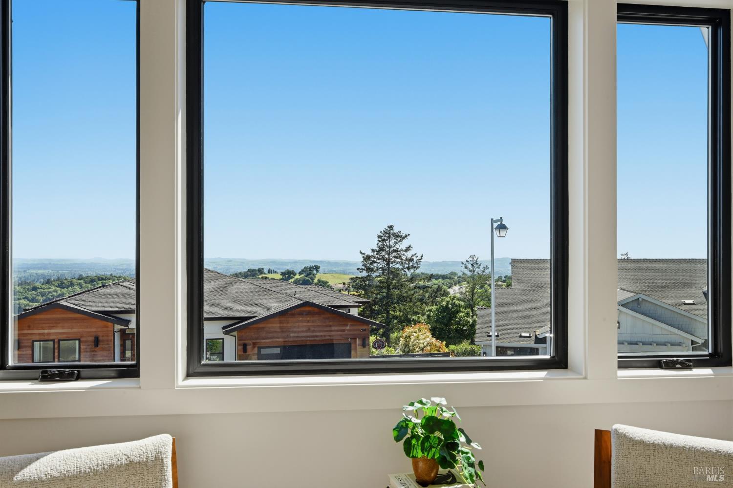 2011 Long Leaf Court Santa Rosa, CA 95403 - Photo 26 of 44