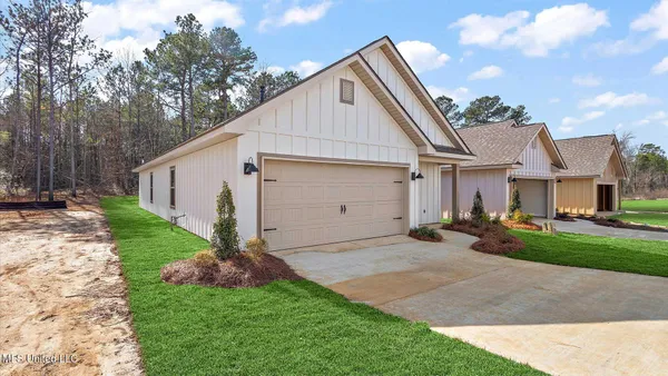 $268,900 | 410 Hidden Reed Court, Pearl, MS 39208