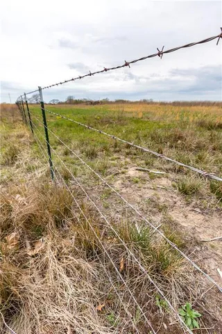 $82,550 | 4 Northwest 176 Road, Osceola, MO 64776