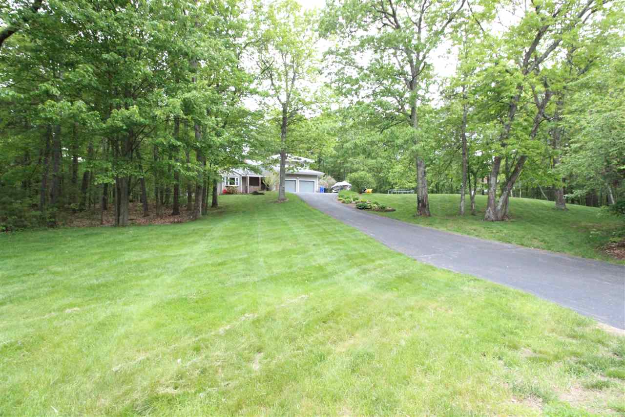 2 Terracewood Road Londonderry, NH 03053 - Photo 3 of 40