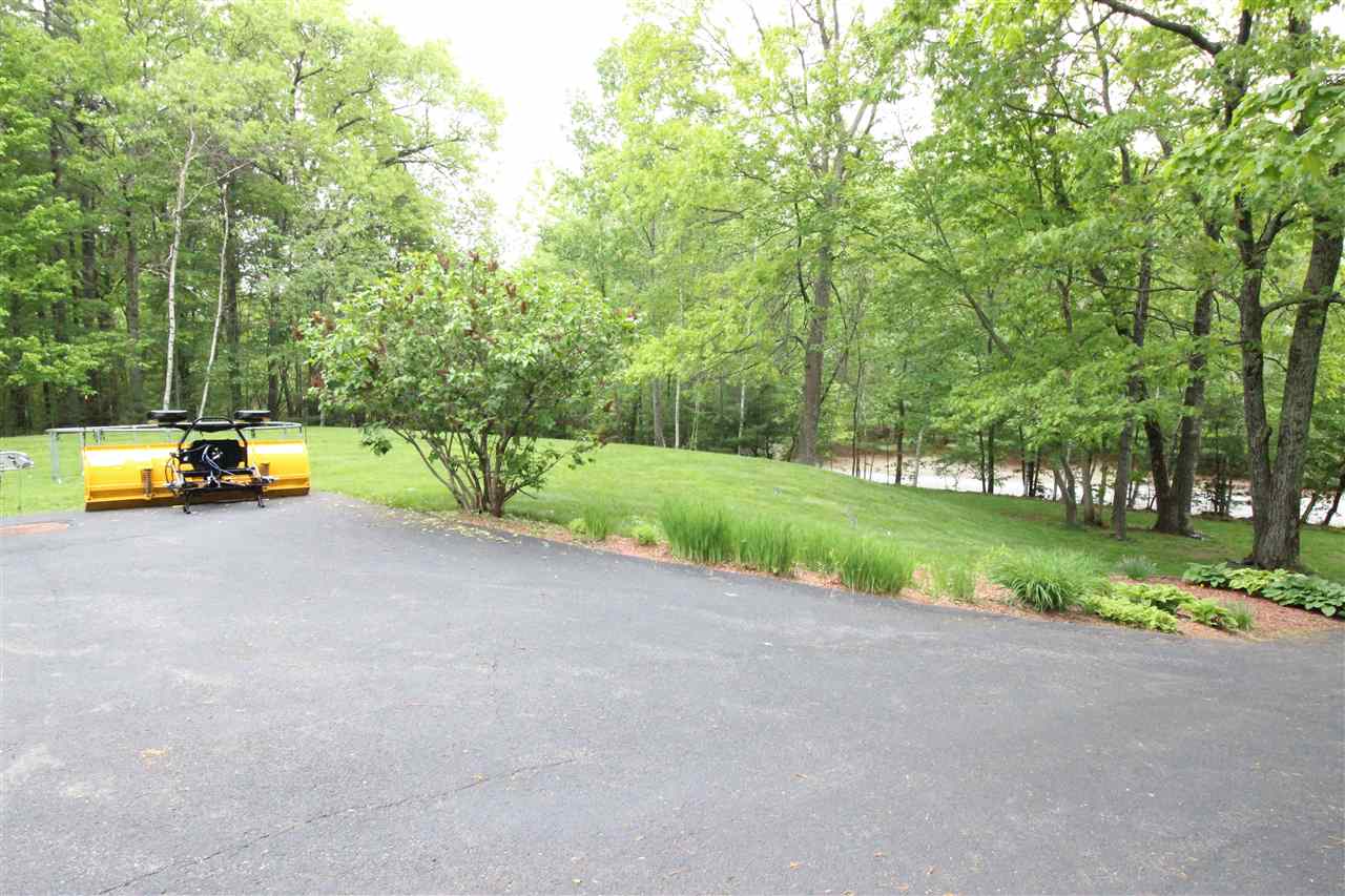 2 Terracewood Road Londonderry, NH 03053 - Photo 4 of 40