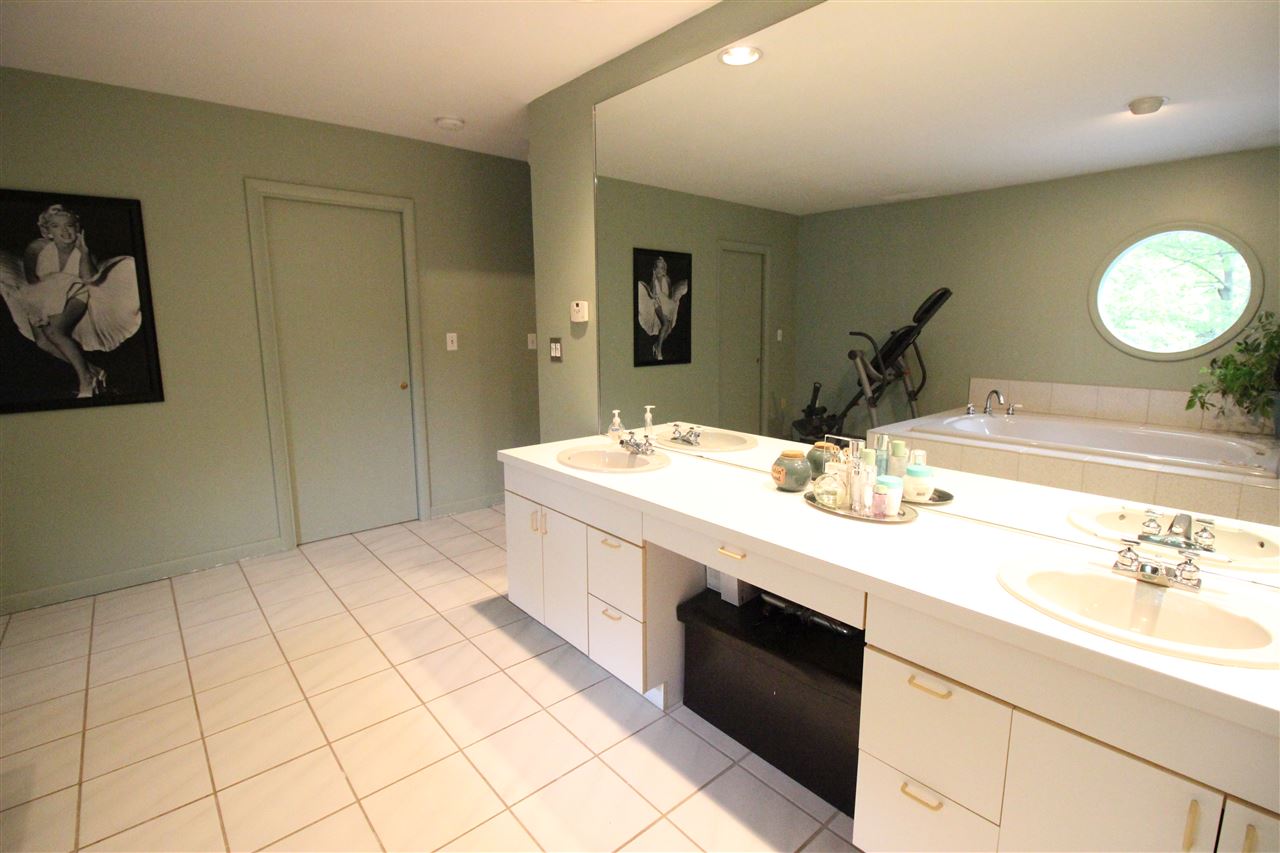 2 Terracewood Road Londonderry, NH 03053 - Photo 33 of 40