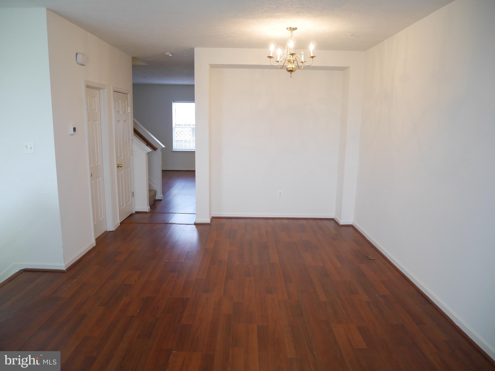 910 Lowe Road Baltimore, MD 21220 - Photo 3 of 17