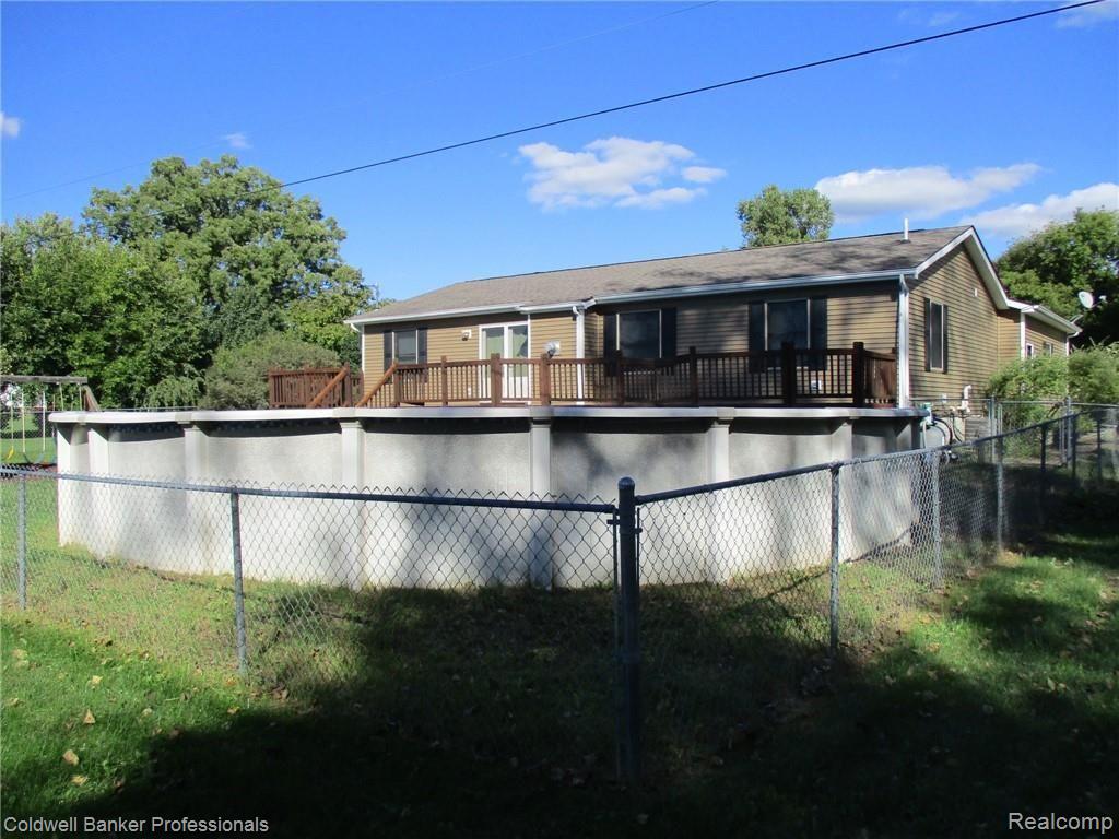 5154 South Byron Road Durand, MI 48429 - Photo 44 of 56 43 REAR VIEW.JPG