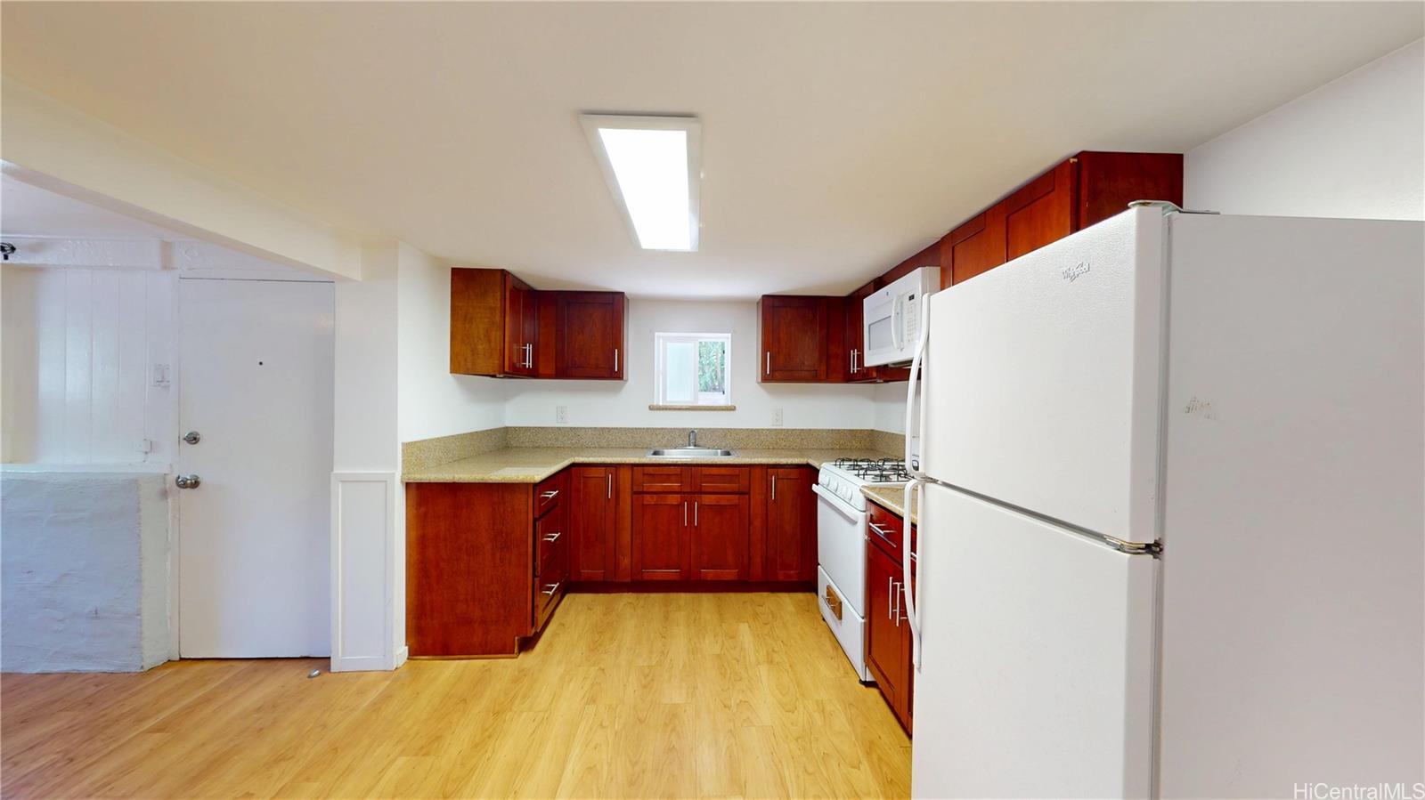 908 Kinau Street, Unit A Honolulu, HI 96814 - Photo 7 of 25