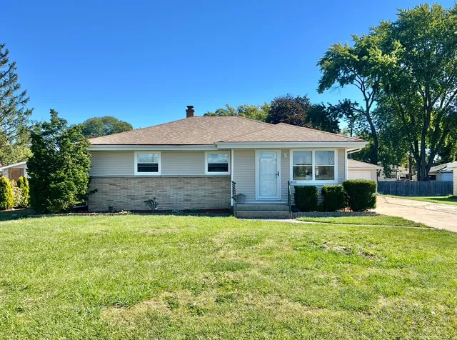 $299,999 | 8274 North 55th Street, Brown Deer, WI 53223