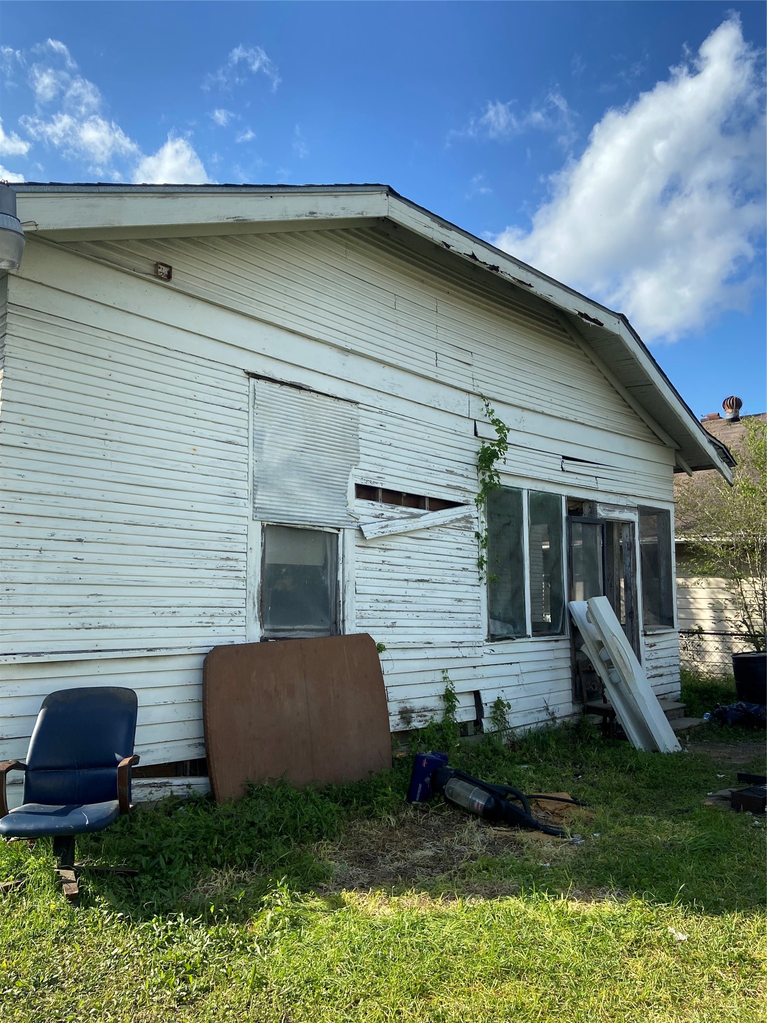 213 Hunt Street Houston, TX 77003 - Photo 16 of 16 Back of House