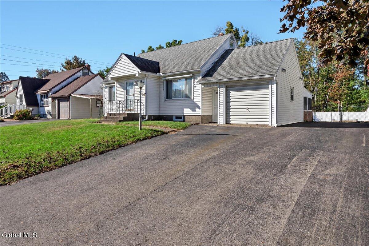 356 East Campbell Road Schenectady, NY 12303 - Photo 3 of 41 03-IMG_3885 copy