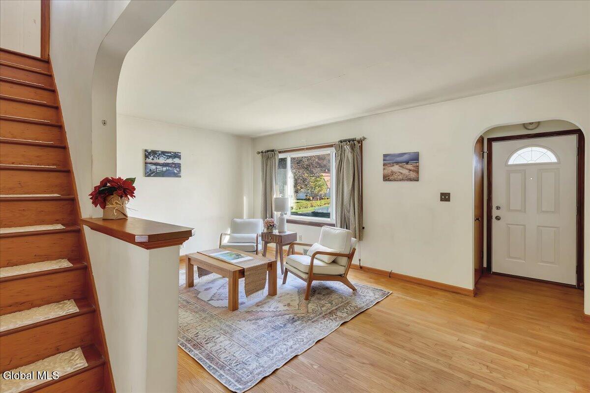356 East Campbell Road Schenectady, NY 12303 - Photo 10 of 41 11-IMG_3984