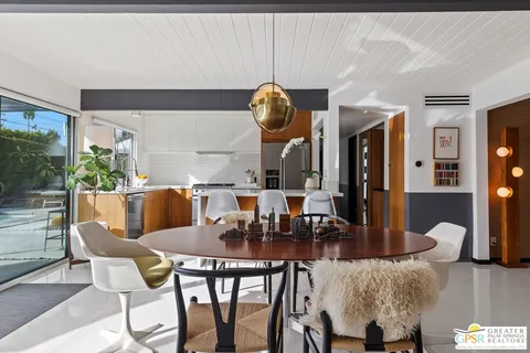 $1,535,000 | 635 Bedford Drive, Palm Springs, CA 92264