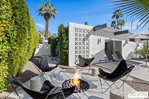 $1,535,000 | 635 Bedford Drive, Palm Springs, CA 92264