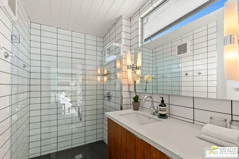 $1,535,000 | 635 Bedford Drive, Palm Springs, CA 92264