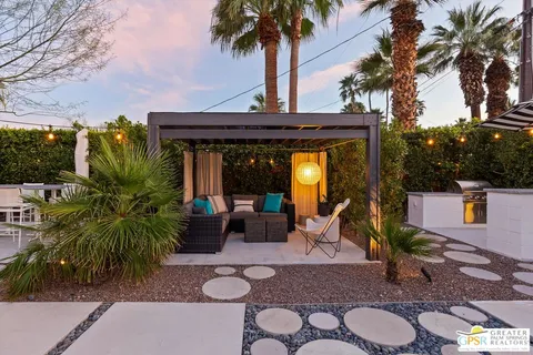 $1,535,000 | 635 Bedford Drive, Palm Springs, CA 92264