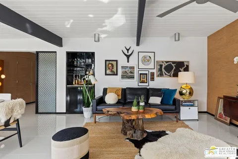 $1,535,000 | 635 Bedford Drive, Palm Springs, CA 92264