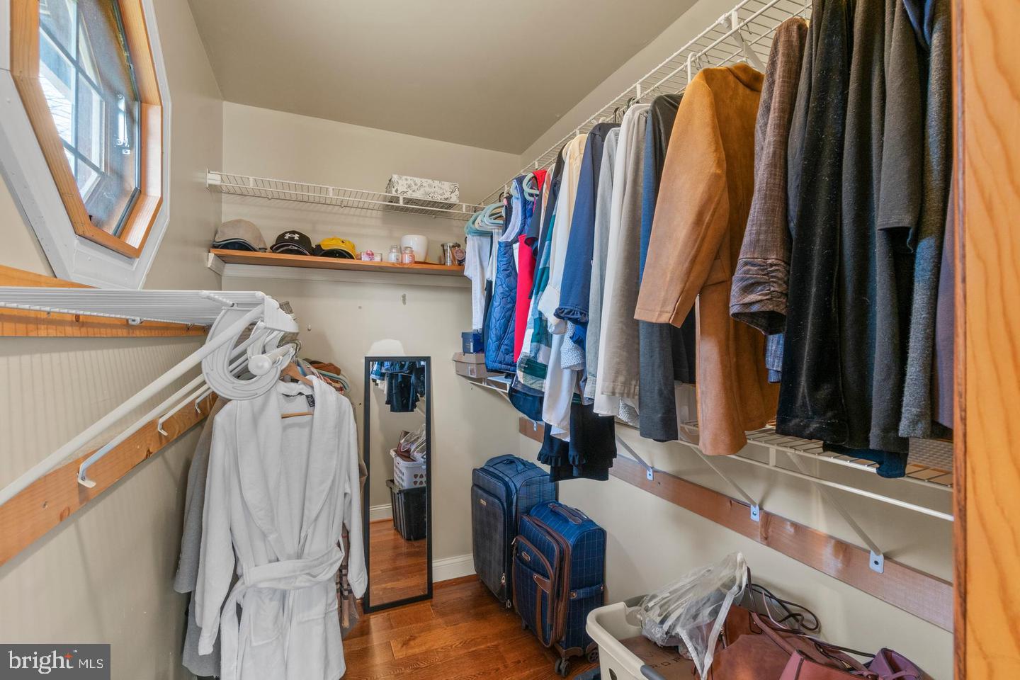 2531 Uniontown Road Westminster, MD 21158 - Photo 26 of 61 Walk-in Closet