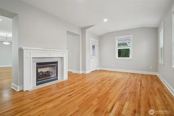 $2,350,000 | 13916 Southeast 86th Street, Newcastle, WA 98059