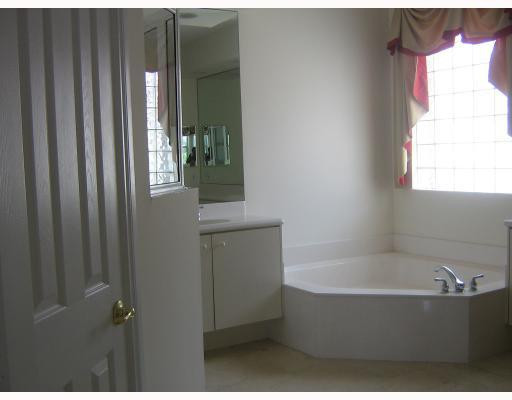 9640 Parkview Avenue Boca Raton, FL 33428 - Photo 8 of 14 Master Bath/Spa