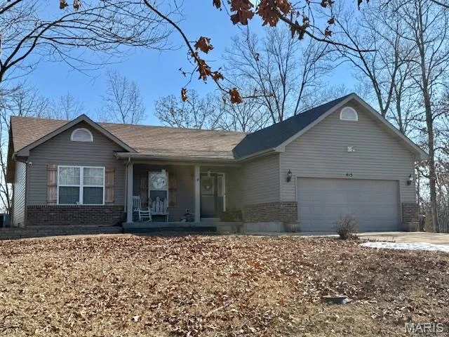 $349,000 | 415 Saratoga Drive, De Soto, MO 63020